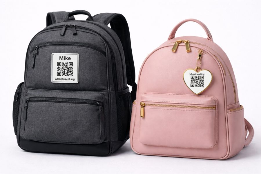 QR label on backpack and laptop bag - whostravel.ing